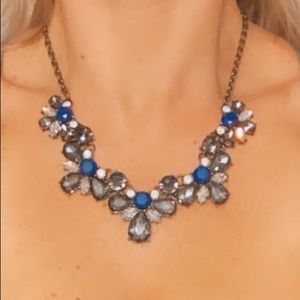 Statement necklace